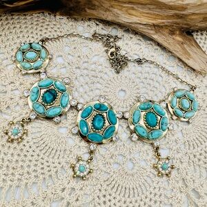 Fashion Turquoise Beaded Necklace with Crystals